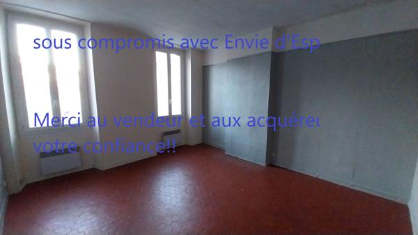 Hyères (83400) T2 centre ville de Hyères avec travaux