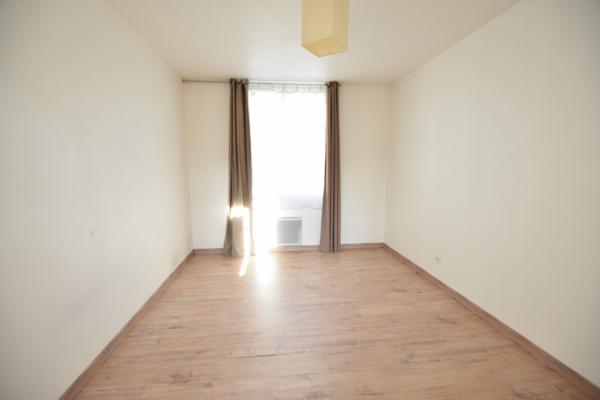 Appartement T2 à Ebeuf dans une résidence étudiante- Réf LECA-5