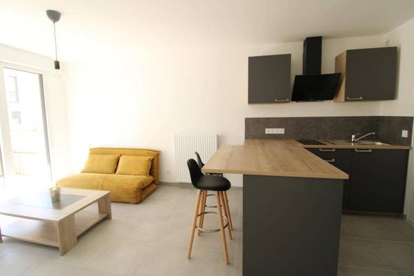 Appartement 2 pièces                                        - 44120 Vertou Réf : 12180