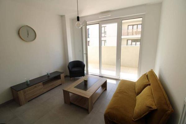 Appartement 2 pièces                                        - 44120 Vertou Réf : 12180