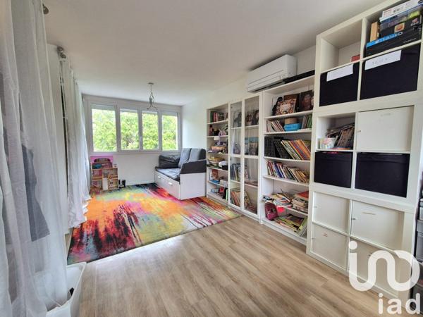 Maison 4 pièces de 150 m² à Créteil (94000)