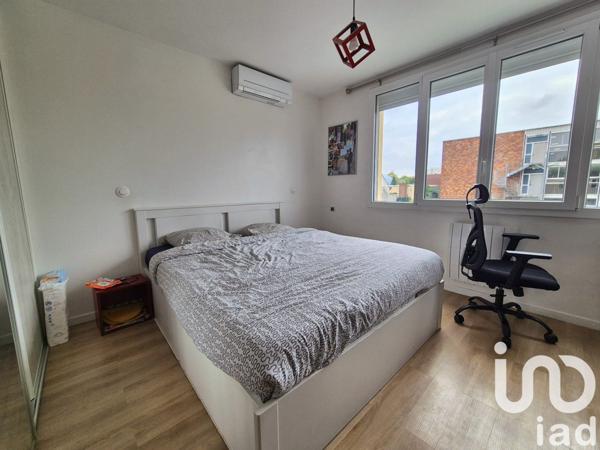 Maison 4 pièces de 150 m² à Créteil (94000)