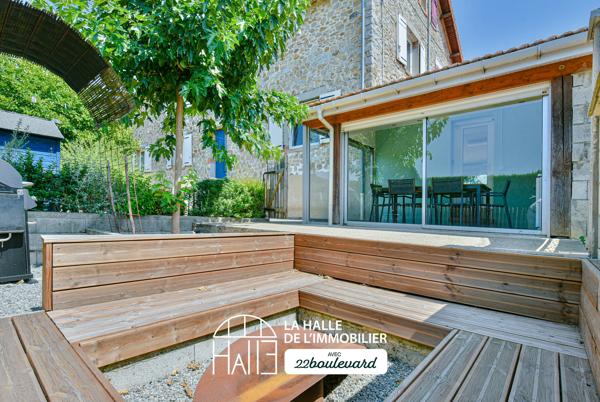 Maison
         6 pièces
        - 144 m² Exclusivité 249 900 € *