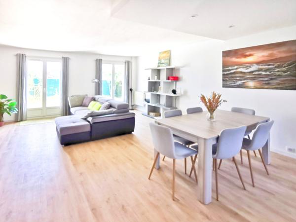 Magny-les-Hameaux (78114) Maison 5P en excellent état avec jardin sans vis-à-vis.