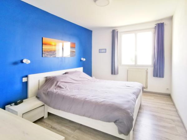 Magny-les-Hameaux (78114) Maison 5P en excellent état avec jardin sans vis-à-vis.