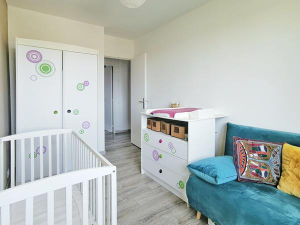 Magny-les-Hameaux (78114) Maison 5P en excellent état avec jardin sans vis-à-vis.