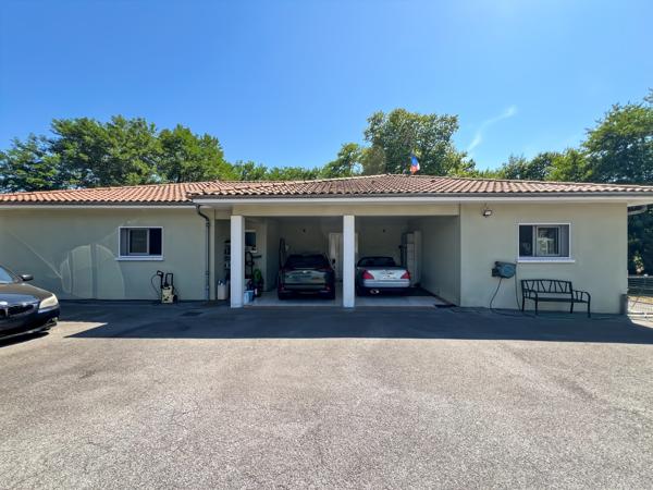 Maison
         5 pièces
        - 145 m² 410 000 €*