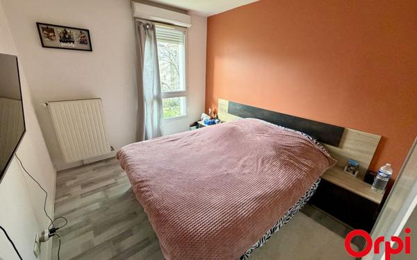 Appartement à vendre    3 pièces • 67 m2 Montigny-le-Bretonneux