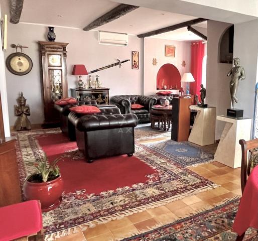 VILLA À 300M DE LA PLAGE