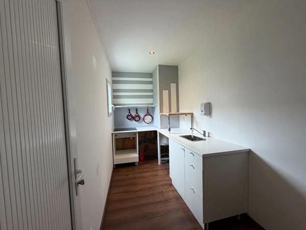 Le Haillan - Local / Bureau 220 m²