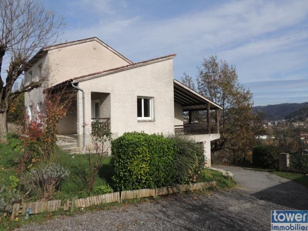 MAISON LUMINEUSE AVEC VUE PANORAMIQUE