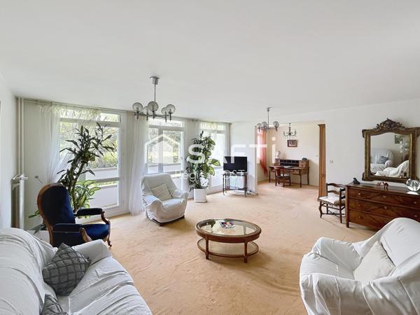 Rare : 141 m², 2 apparts, Parc Europe, 2 parkings
