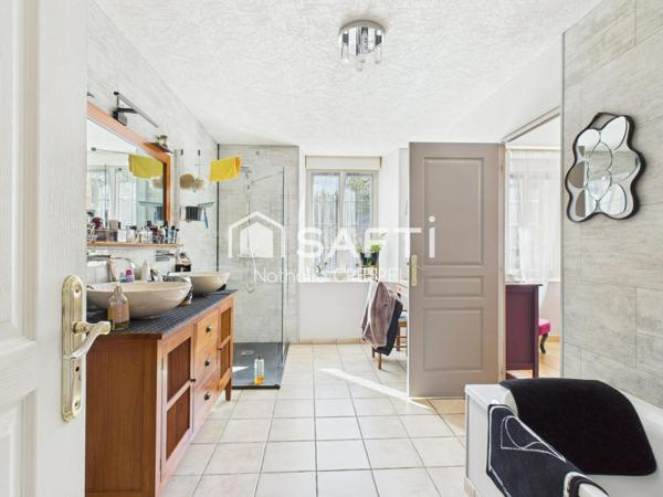 Propriété de charme de 350 m² sur 4 hectares avec dépendances