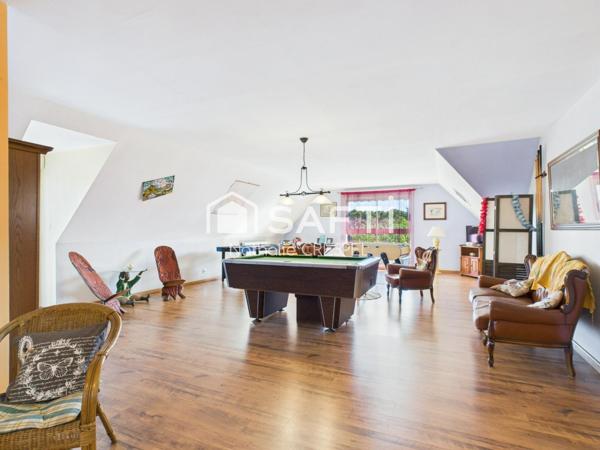 Propriété de charme de 350 m² sur 4 hectares avec dépendances