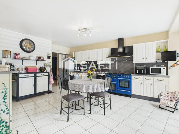 Propriété de charme de 350 m² sur 4 hectares avec dépendances