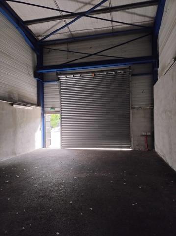 Dpt Isère (38), à louer SAINT VINCENT DE MERCUZE Local industriel 90 m²