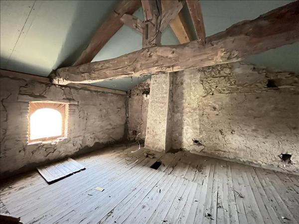 Maison à vendre |  Clermont-Dessous |  8 pièces | 200 m²