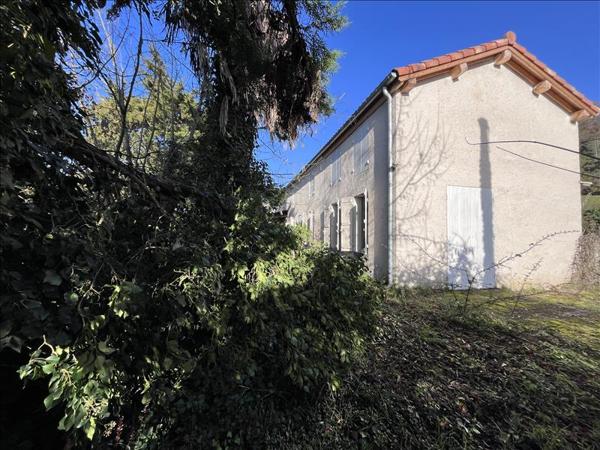 Maison à vendre |  Clermont-Dessous |  8 pièces | 200 m²