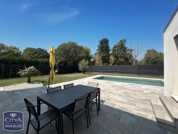 Maison à vendre 9 pièces 180m² Saint-Pryvé-Saint-Mesmin (45750)