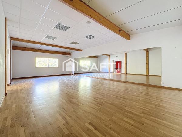 Local commercial rénové de 216 m2 au coeur de Montastruc-La-Conseillère