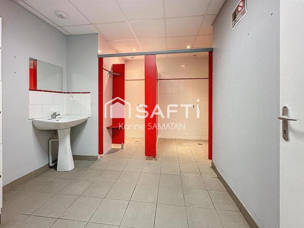 Local commercial rénové de 216 m2 au coeur de Montastruc-La-Conseillère