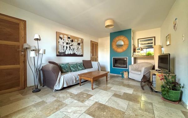 Maison à vendre    4 pièces •  Sénas