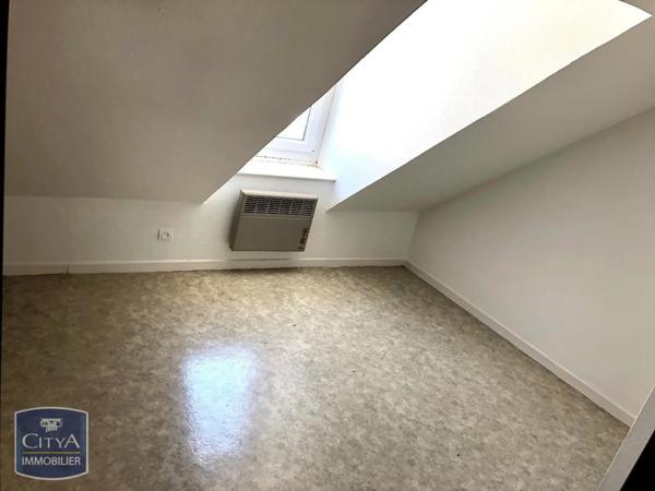 Appartement à louer 4 pièces 75.97m² Laon (02000)