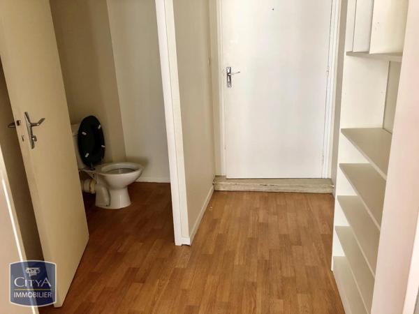 Appartement à louer 4 pièces 75.97m² Laon (02000)