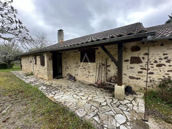 Maison 3 chambres avec terrain de 8214 m2