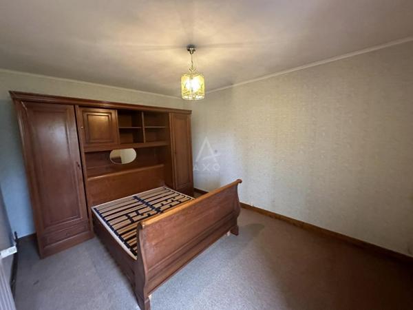 Maison 3 chambres avec terrain de 8214 m2