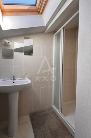 ANGOULEME SAINT-CYBARD - IMMEUBLE SUR 3 NIVEAUX