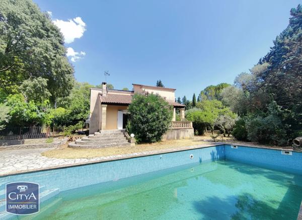 Maison à vendre 7 pièces 164.7m² Nîmes (30000)