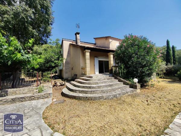 Maison à vendre 7 pièces 164.7m² Nîmes (30000)