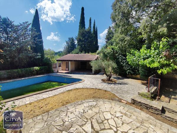 Maison à vendre 7 pièces 164.7m² Nîmes (30000)