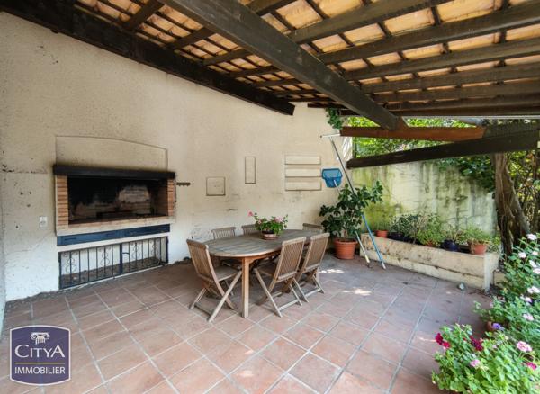 Maison à vendre 7 pièces 164.7m² Nîmes (30000)
