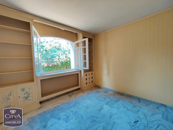 Maison à vendre 7 pièces 164.7m² Nîmes (30000)