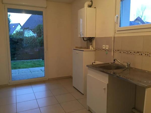 Appartement à louer 4 pièces 82.34m²