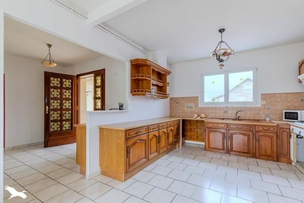 Maison à vendre 171 300 € Coutras 4 p 93 m² DPE C