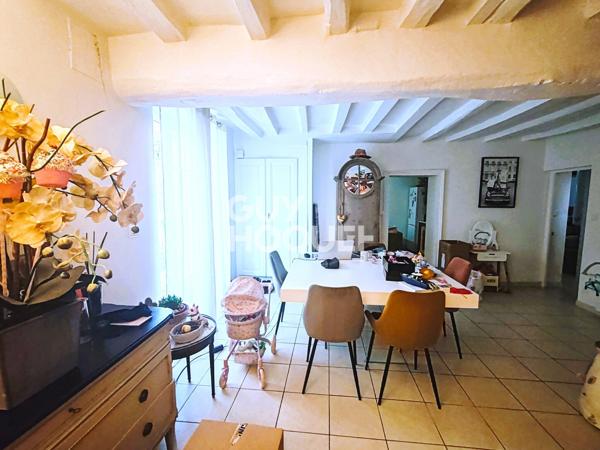 MAISON À LOUER DE 3 PIÈCES DE 81,90 M²