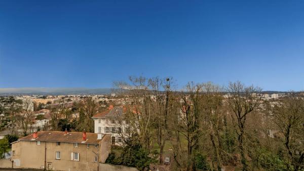 Appartement à vendre 5 pièces de 99 m²