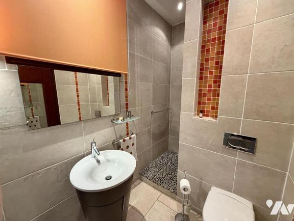 STE MARIE DUPARC TERRAIN A BATIR DE PLUS DE 10 000m² 