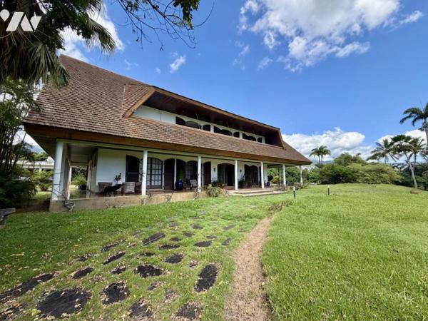 STE MARIE DUPARC TERRAIN A BATIR DE PLUS DE 10 000m² 