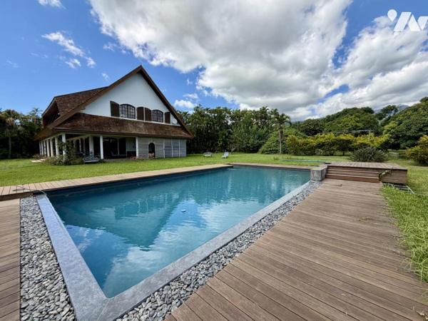 STE MARIE DUPARC TERRAIN A BATIR DE PLUS DE 10 000m² 