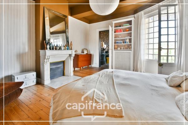 Maison de caractère d’exception centre-ville, 231 m², jardin intimiste, grand garage et dépendance