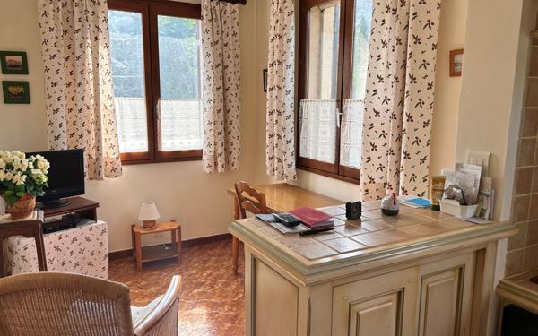 Maison à vendre    6 pièces •  Mollans-sur-Ouvèze