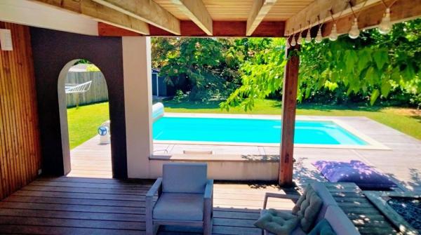 Maison rénovée; sans vis à vis; piscine chauffée
