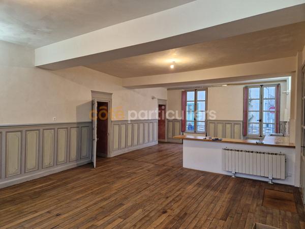 Location Local commercial99,6 m² - MONTARGIS (45200)