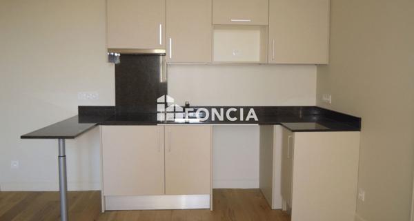Location Appartement 2 pièces 44 m² - Saint-brieuc 22000