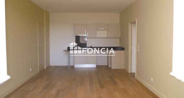 Location Appartement 2 pièces 44 m² - Saint-brieuc 22000