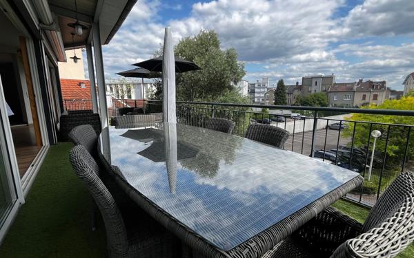 Appartement à vendre    6 pièces • 297,79 m2 Limoges